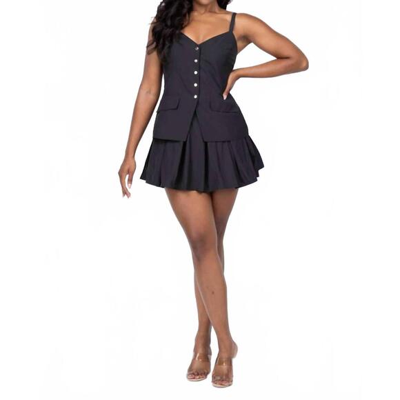 NEW AMANDA UPRICHARD wesley skort romper in black